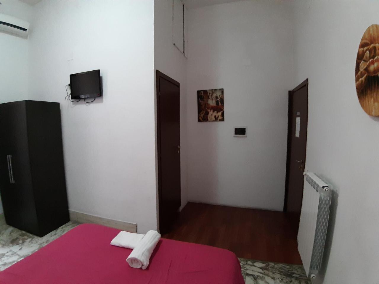 Lucky Stars Rooms روما المظهر الخارجي الصورة