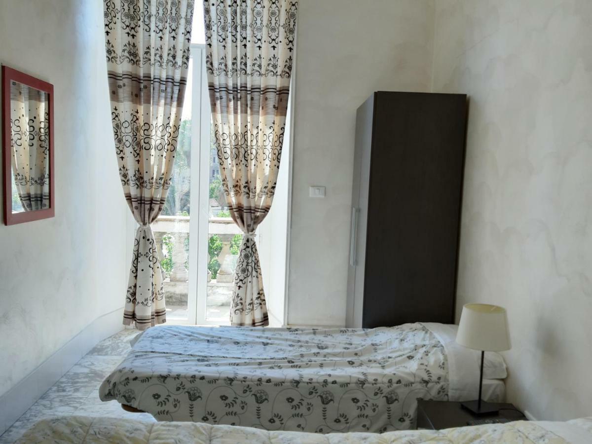 Lucky Stars Rooms روما المظهر الخارجي الصورة